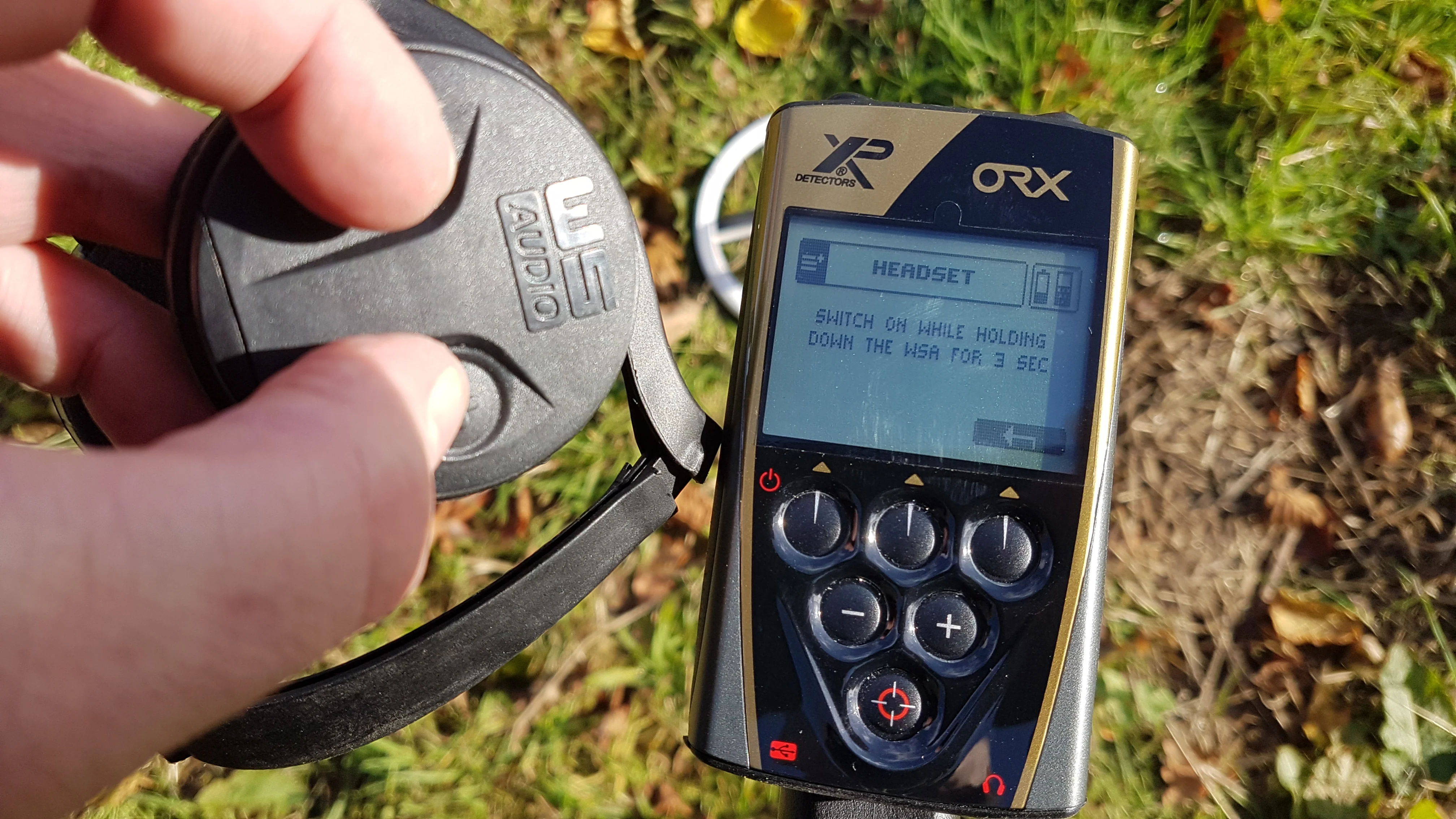 XP ORX Wireless Metal Detector with Back-lit Display + FX-02 Wired Backphone Headphones + 11" X35 Search Coil - Image 6